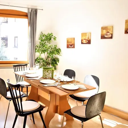 Apartment Amazing Big With 4 Innsbruck